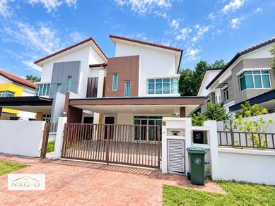 Semi-Detached House For Sale in Setia Alam,SGR