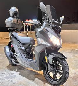 Sym JET14 200