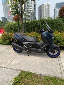 Yamaha XMAX
