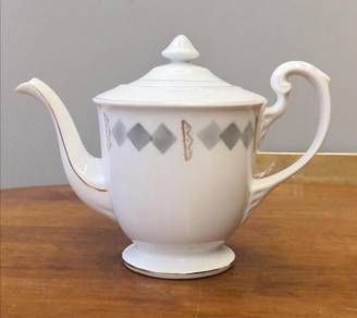 Oriental teapot aladdin grey