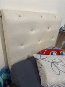 bed frame single