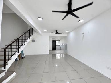 2-storey Terraced House For Sale in Bandar Bukit Raja,SGR