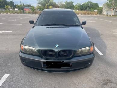 BMW 318i 18i (CBU) in Kuching, SWK