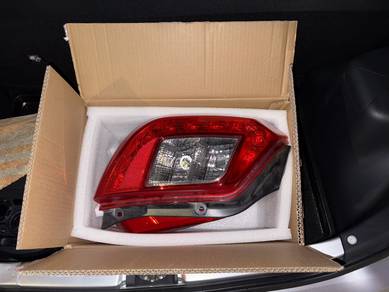 Axia Rahmah 2023 Tailamp Original (Used)(1 Set)