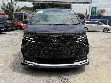 Toyota Alphard Z in Damansara Heights, KUL