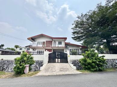 Bungalow House For Sale in Petaling Jaya,SGR