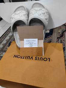 LV untuk dilepaskan 