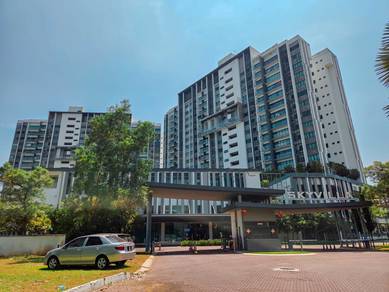 Condominium For Sale in Skyvilla, D Island Residence