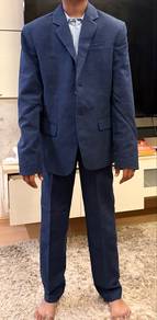 unused boy suit age 12-13