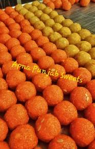 Boondi Ladoo / Motichor Ladoo (Indian Sweets)