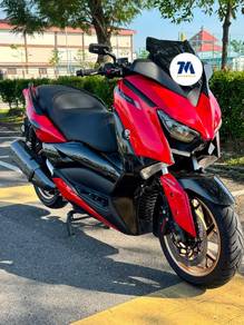 Yamaha XMAX