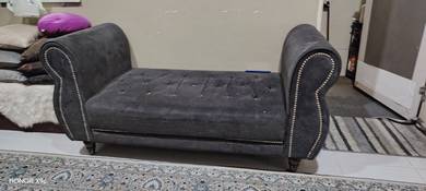 Sofa raya