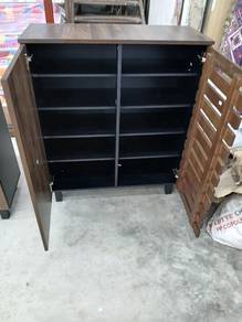 rak kasut 2 pintu 