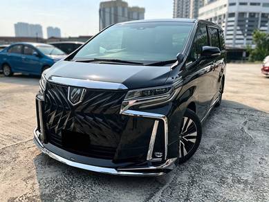 Toyota Alphard 2.5 SA in Salak Selatan, KUL