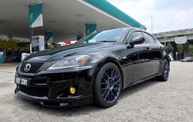 Lexus IS 250 in Puncak Alam, SGR