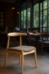 Takumi Chair
