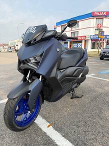 Yamaha XMAX