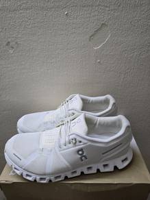 QC sport shoe