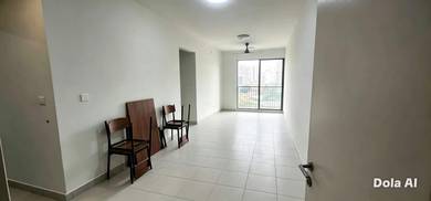 Condominium For Rent in Residensi Max