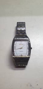 Jam Tangan (rosak)