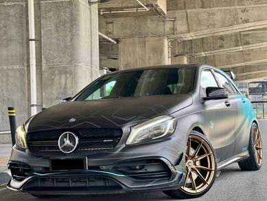 Mercedes Benz A45 45 AMG (CBU) in Serdang, KUL