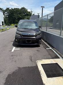 Toyota Vellfire Z GOLDEN EYES in Ipoh, PRK