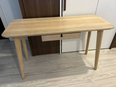 Computer table, desk