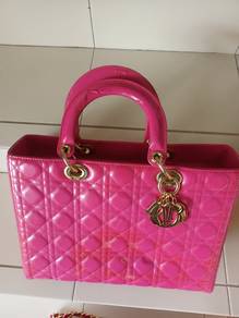 lady hand bags one pc 