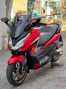 Honda Forza 250