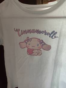 Uniqlo Cinnamon Roll T