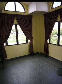 Condominium For Sale in Frinza Court