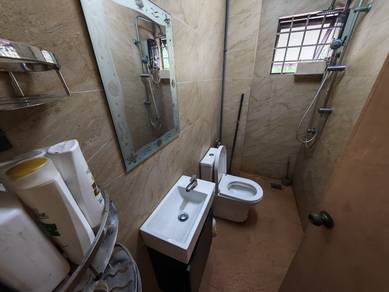 Apartment For Sale in Sri Endah Apartment
