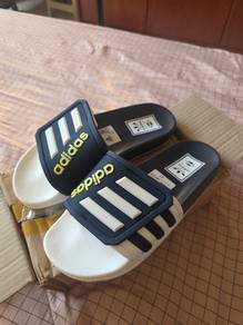 Adidas adilette
