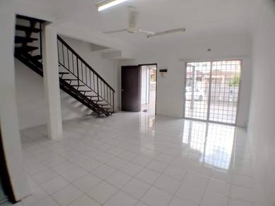 2-storey Terraced House For Sale in Seri Kembangan,SGR