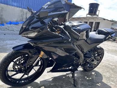 Yamaha R15