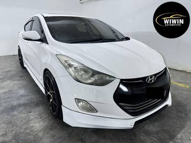 Hyundai Elantra PREMIUM in Balakong, SGR
