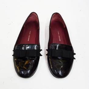 Marc by Marc Jacobs Black patent leather flats