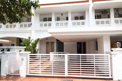2.5-storey Terraced House For Sale in Tanjong Tokong,PNG