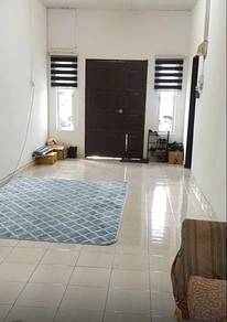 Room in Gombak, KUL