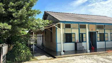 Bungalow House For Sale in Tampoi,JHR