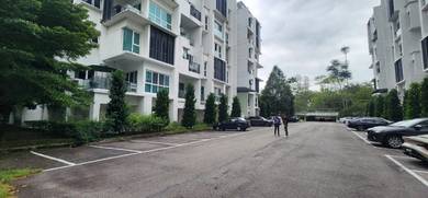 Townhouse For Sale in Puchong,SGR
