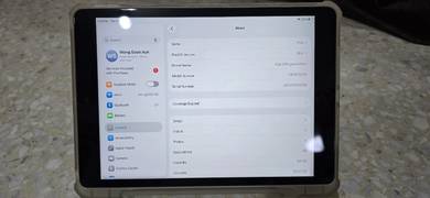 Apple iPad (9th Gen) - Great Condition!