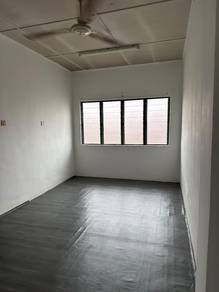 Flat For Rent in Taman Flora Heights