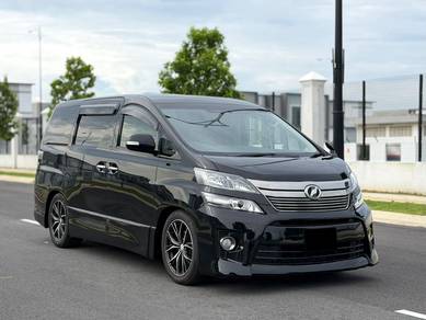 Toyota Vellfire Z in Johor Bahru, JHR