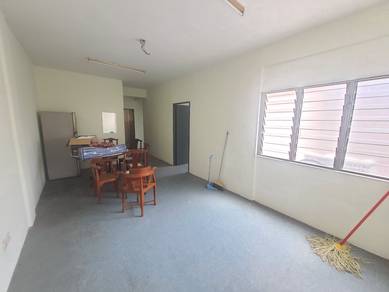 Apartment For Rent in Pangsapuri Puchong Utama Court 2
