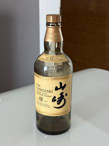 The yamazaki 12 empty bottle
