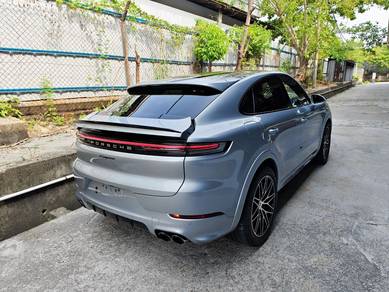 Porsche Cayenne BASE in Petaling Jaya, SGR