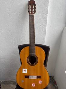 Yamaha C315 classical guitar