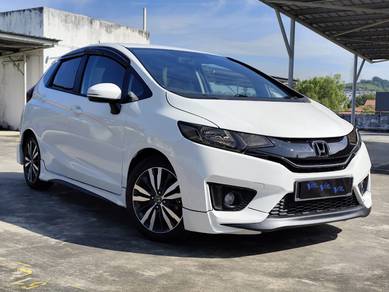 2016 Honda Jazz V