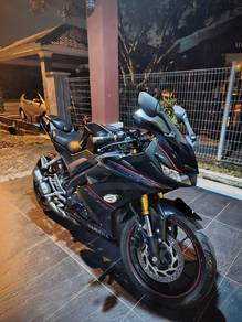 Yamaha R15